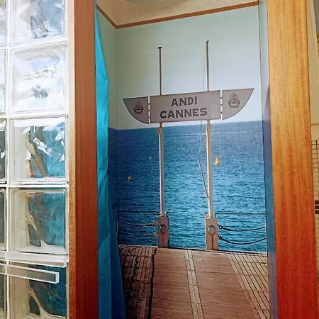 Appartement Superbe Studio, En Plein Centre De ! *